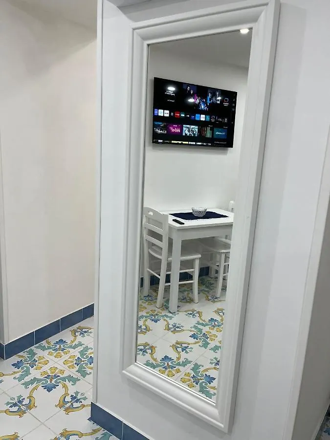 Holiday home Domus Myosotis Apartment Napoli