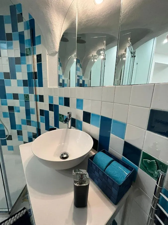 Holiday home Domus Myosotis Apartment Napoli Italy